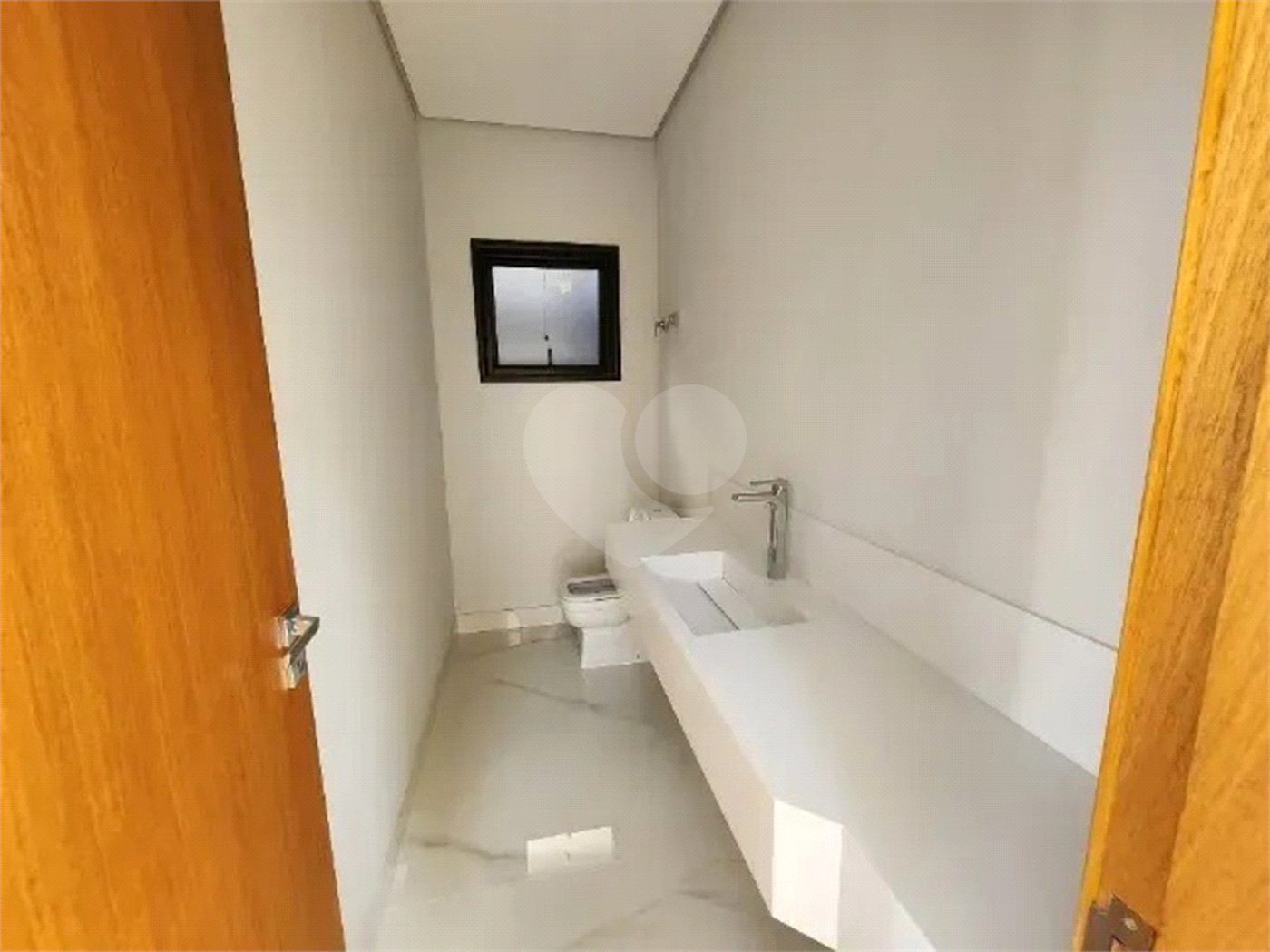 CASA A VENDA 280M², 4 DORMITORIOS, 4 SUITES, 4 VAGAS - URBANOVA - SÃO JOSÉ DOS CAMPOS/SP.
