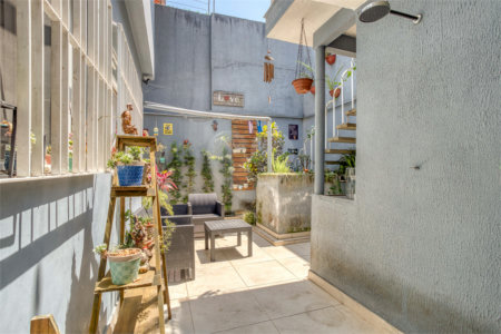 Sobrado à venda com 4 quartos, sendo 1 suíte, em Chácara Flora, São Paulo, SP