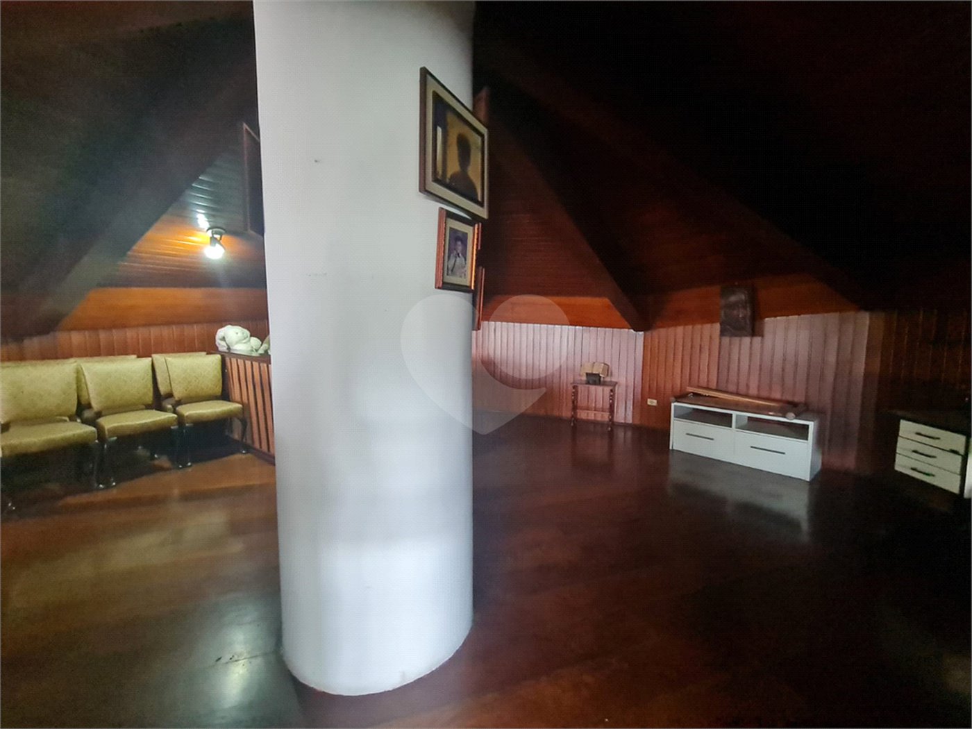 Casa à venda com 3 quartos, sendo 1 suíte, em Interlagos, São Paulo, SP