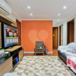 Sobrado 3 dormito´rios sendo 3 sui´tes, uma master com hidromassagem