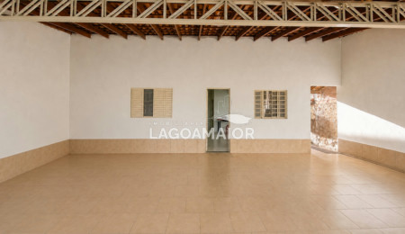 Casa à venda com 4 quartos em Nossa Senhora Aparecida, Três Lagoas, MS
