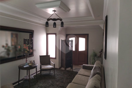 Casa/Sobrado para venda na Vila Prado