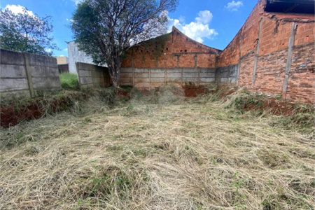Terreno na Avenida São Carlos