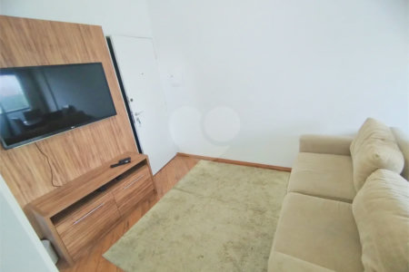 Apartamento mobiliado em Moema, - 1 quarto, sala e cozinha - 1 vaga
