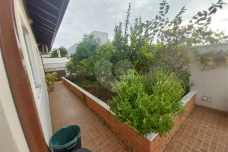 Casa Térrea Disponível para Locação e Venda no Condomínio Vilaggio Capriccio