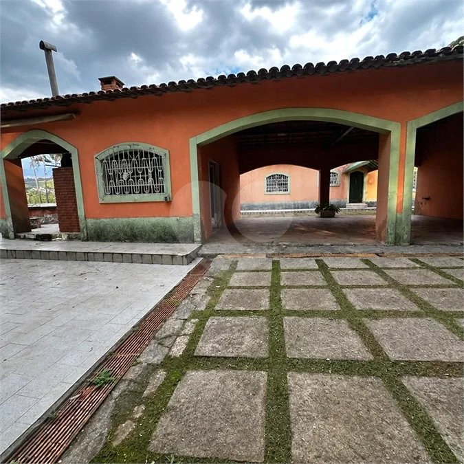 Casa/Chácara em Condomínio Fechado — Completa e com Lazer Exclusivo