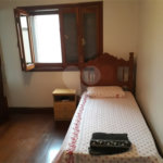 Mansão em condomínio, com 6 suites, e vagas para 15 autos....