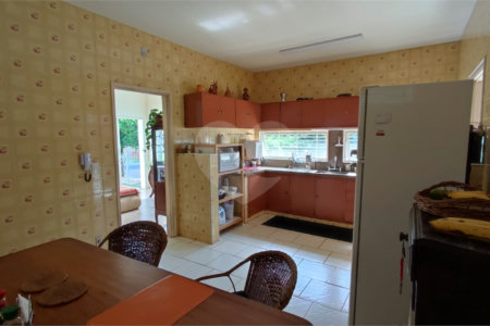 Casa à Venda de 3 dormitórios em São Carlos, no bairro Parque Santa Marta