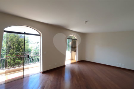 Apartamento de 3 dormitórios à Venda - Jardim Bethânia