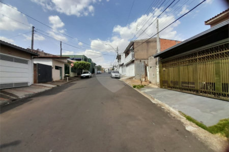 Casa em Construção à Venda no Bairro Romeu Tortorelli