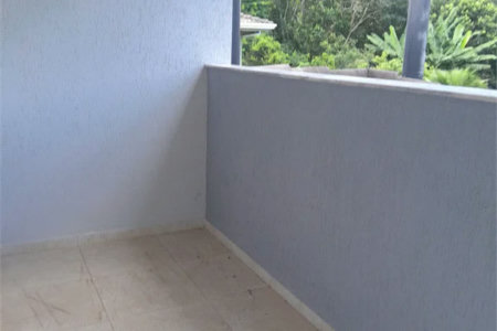 Casa à venda ou para alugar com 4 suítes em Chácaras São Carlos, Cotia, SP