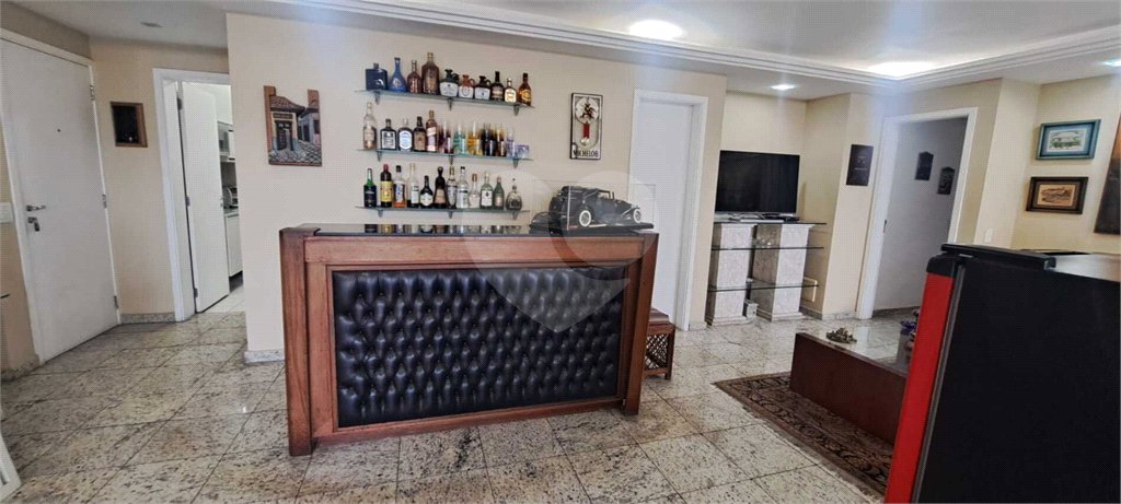 Apartamento à Venda no Campo Belo com 123m², 2 Suítes, Churrasqueira e 2 Vagas