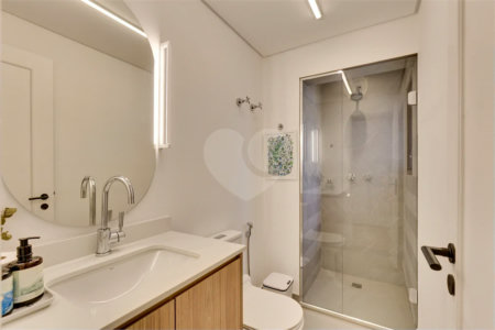Apartamento à venda com 2 quartos, sendo 1 suíte,  em Campo Belo, São Paulo, SP