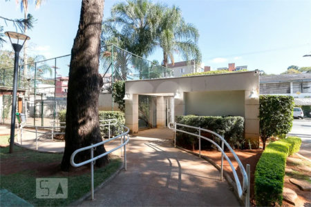Apartamento 49m² , 2 dormitórios , 1 vaga , à venda no centro de Guarulhos.