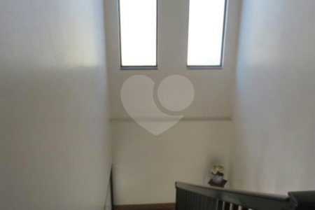 Excelente Sobrado à venda noCambuci c/338m2 - 4 Quartos/1 Suite/ 5 Vagas na garagem