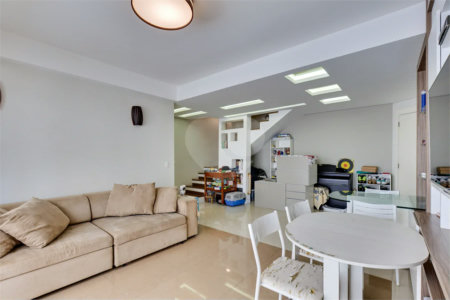 Casa à venda com 2 quartos, sendo 1 suíte, no condomínio Terrara Townhouses, São Paulo - SP