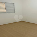 Apartamento no Residencial Flor de Liz