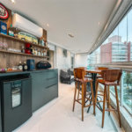 Apartamento à venda com 3 quartos, sendo 2 suítes,  em Riviera de São Lourenço, Bertioga, SP