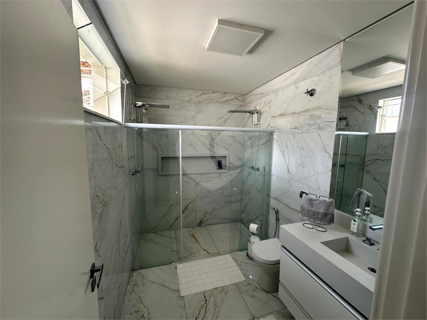Casa à venda com 3 quartos, Sendo 1 suíte, em Vila Boa Vista, São Carlos, SP