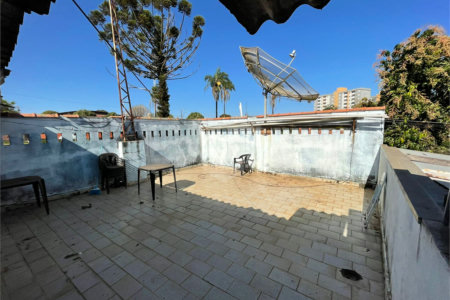 Duas casas para venda no mesmo terreno na Vila Celina