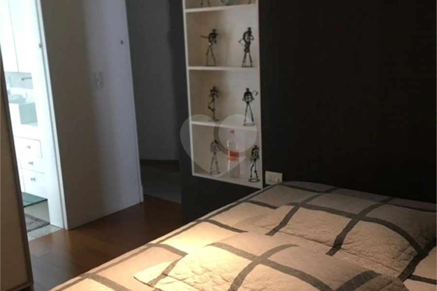 Apartamento para venda Alto de Santana com 220 m² de área primativa.