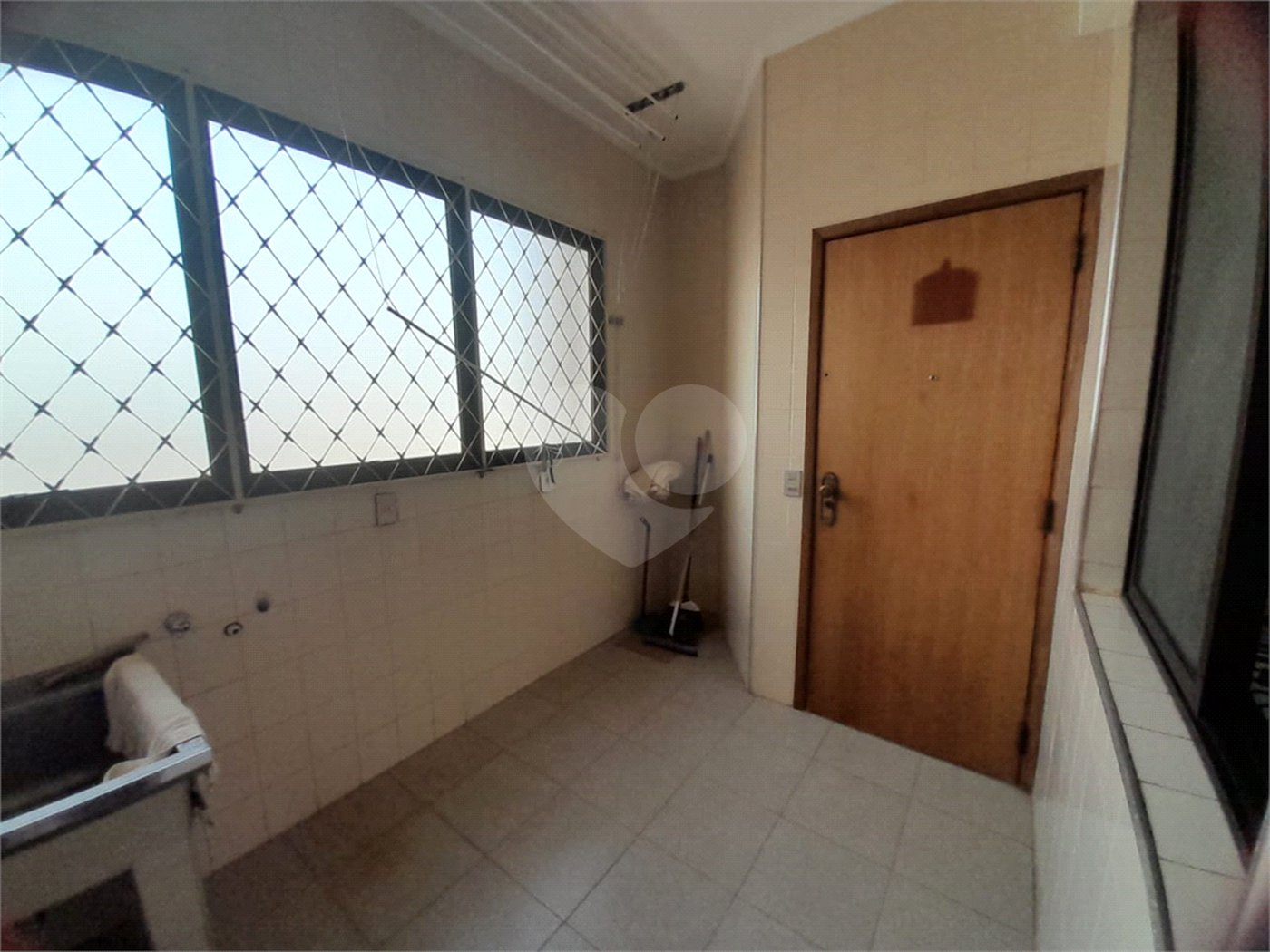 Apartamento à Venda no Edifício João Malagutti – 3 Dormitórios, 132m², Vista Maravilhosa!
