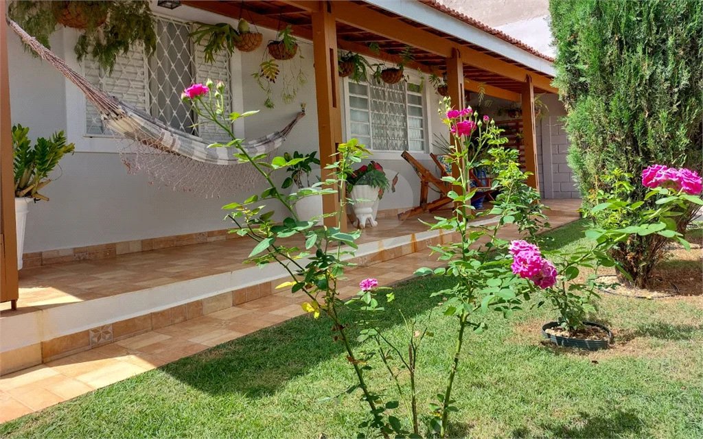 Casa para venda e locação em São Pedro no Bairro Recanto das Águas