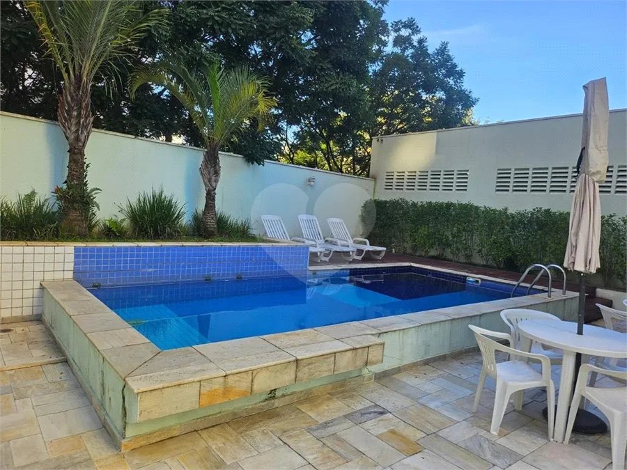 Apartamento de 82,6 m² no Baeta Neves, com 3 dormitórios, 1 suíte, 2 vagas, varanda gourmet com churrasqueira, planejados, ar-condicionado e lazer completo.