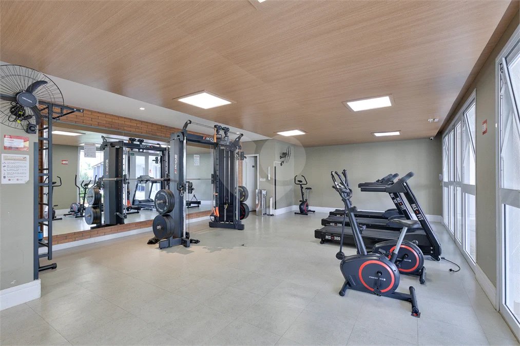 Apartamento com 68m² sala 02 ambientes, 02 dormitórios, sendo 01 suíte banheiro social e vaga no subsolo.! Venha conhecer!