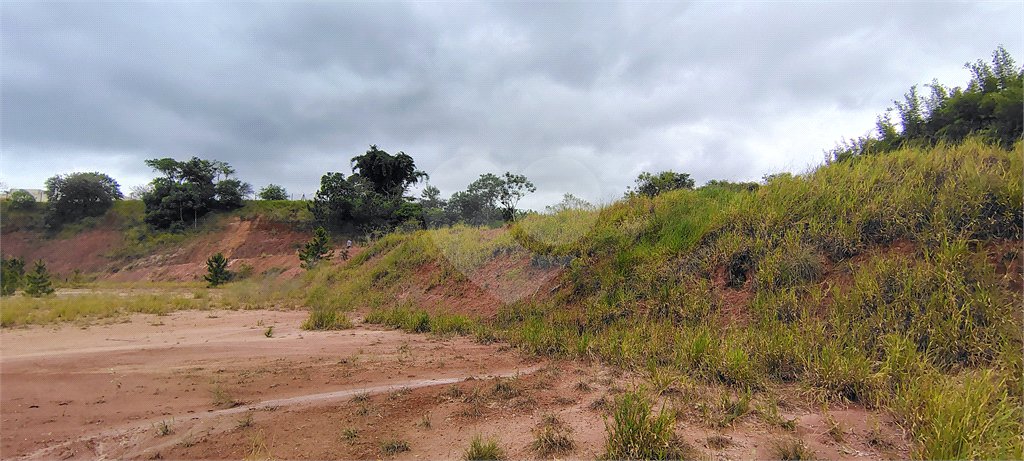 Terreno industrial à venda em Bom Jesus dos Perdões – 20.000m² na Rodovia Dom Pedro I