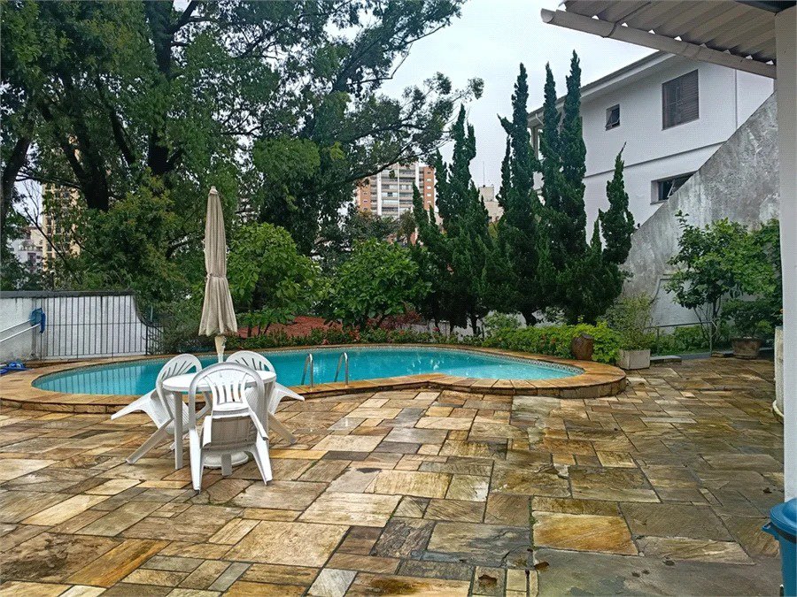 Apartamento à venda com 3 quartos, sendo 1 suíte, em Jardim Sul, São Paulo, SP