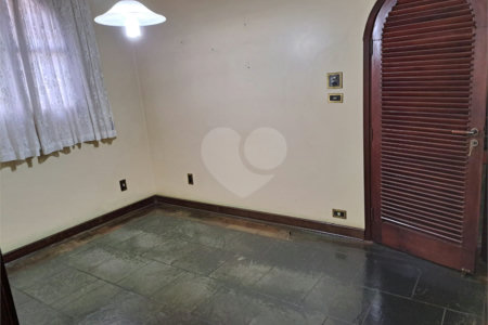 Casa térrea no Centro