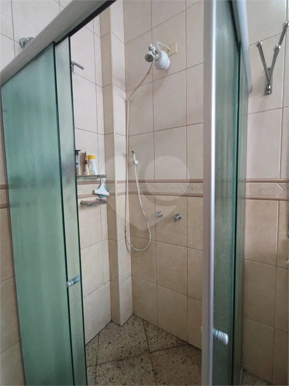 Apartamento para venda e locação na Aclimação de 108m² com 2 dormitórios e 2 banheiros, varanda