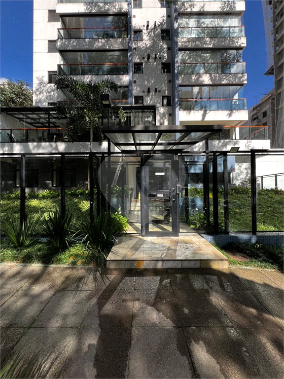 Apartamento à venda com 2 quartos, sendo 1 suíte, em Alto da Boa Vista, São Paulo, SP