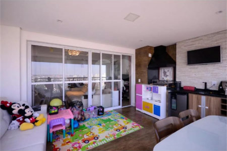 Apartamento de 96m2 na Saúde com 2 dorms, 1 suíte, 2 banheiros, 2 vagas. Estuda permuta.