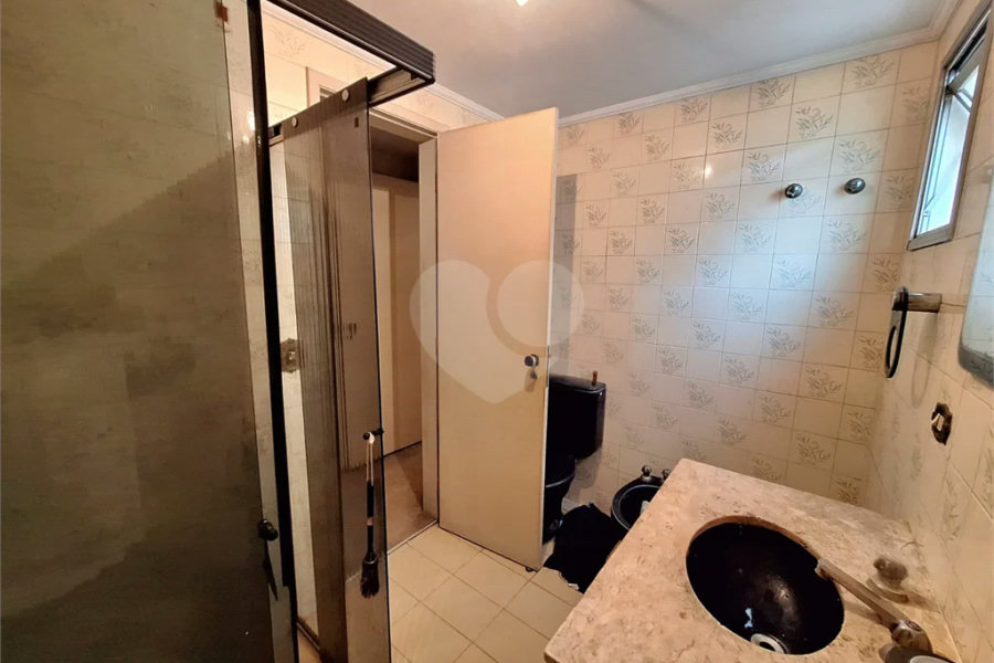 Apartamento com 130 m² , Bairro Saúde