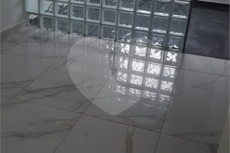 Apartamento à venda na Liberdade