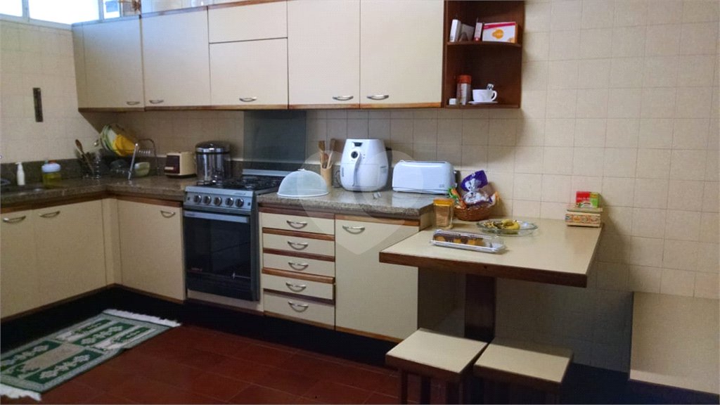 Imóvel para venda ou locação na região Central .