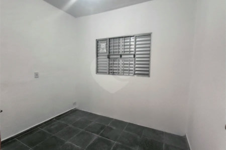 Casa para Locação no Jardim Pau Preto – Indaiatuba/SP - 3 dormitórios, quintal e garagem com portão manual