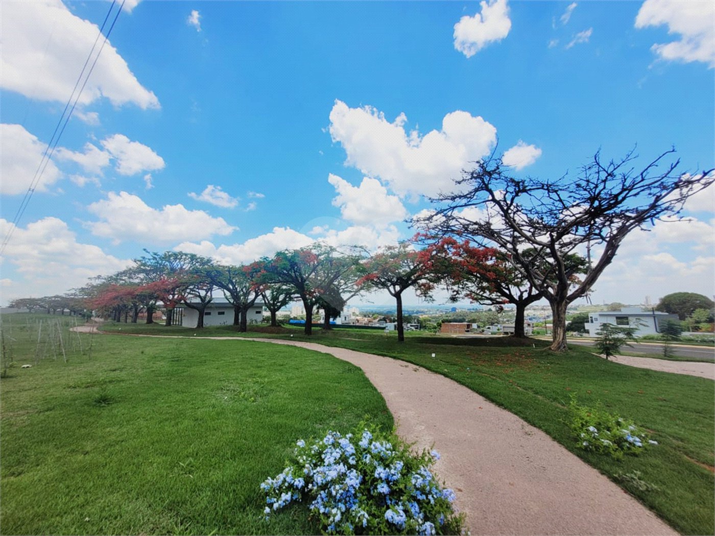 Oportunidade no Condomínio Villa Sapezal com ótima topografia - 360m² – Indaiatuba/SP