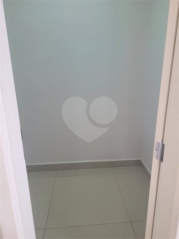 Indaiatuba- Condominio Maria Dulce-Venda e Locação - Terreno 300,00 ms - construido - 180,00 ms - Casa Terrea - 3 suites - escritório com ventilador, lavabo - cozinha com armários,forno, coifa e cooktop , ventilador - despensa - lavanderia com armarios- varanda gourmet com churrasqueira, quintal c