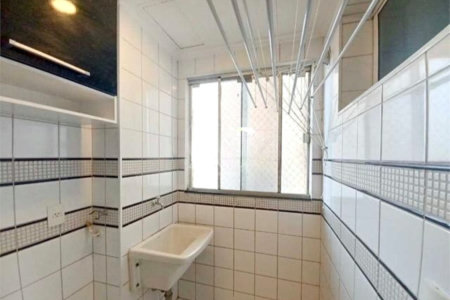 Apartamento no Edifício Torres di Itália.