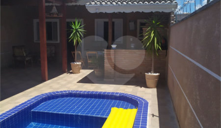 Casa à venda com 2 quartos em Nova Cerejeira, Atibaia, SP