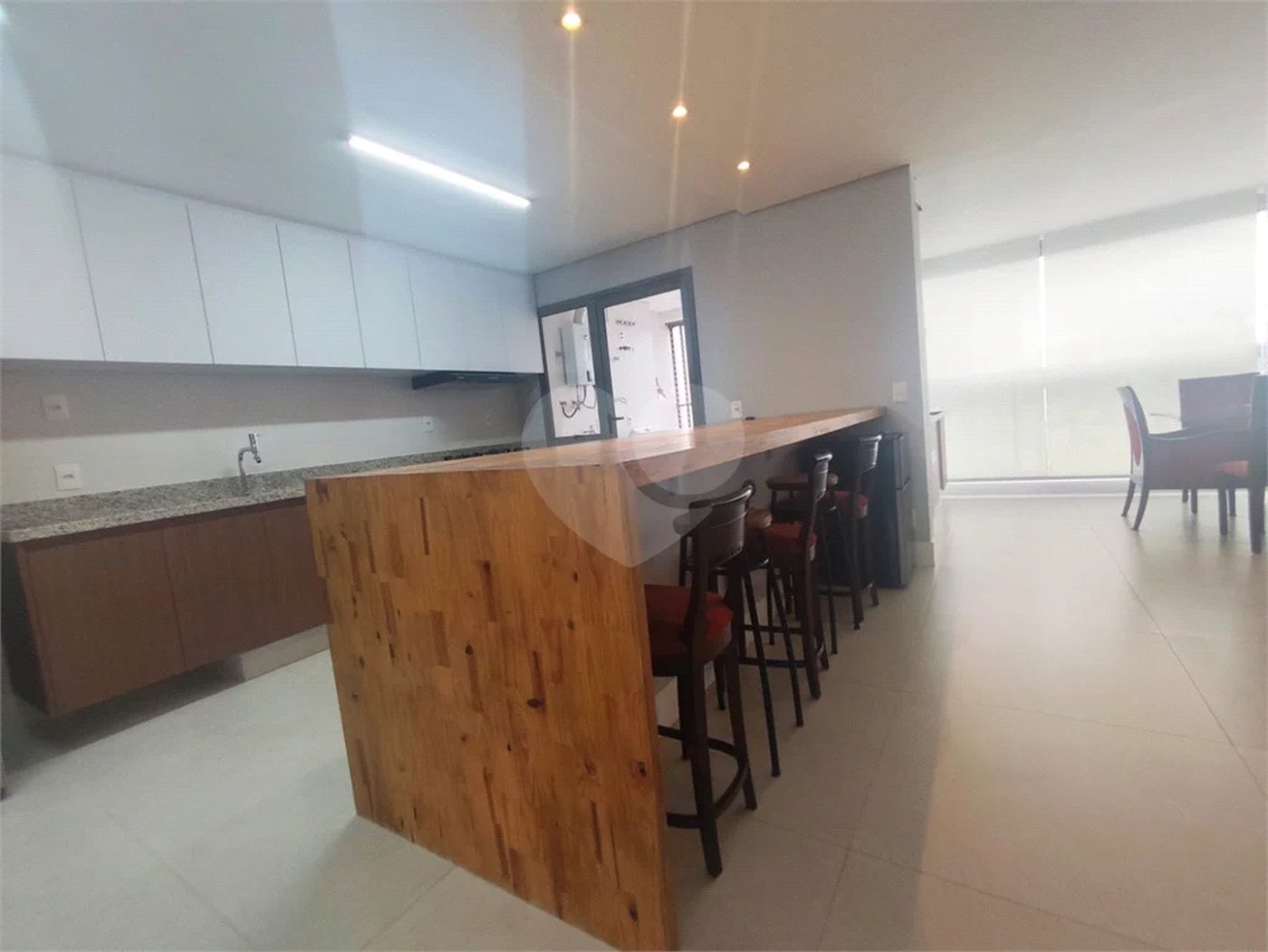 Belíssimo apartamento com 163m², 3 suítes e 2 vagas para locação na Chácara Klabin!