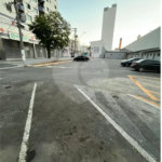 Imóvel comercial de 149 m² em Rudge Ramos, com pé-direito de 6 m, 3 vagas e localização estratégica. Excelente opção para investidores e negócios.
