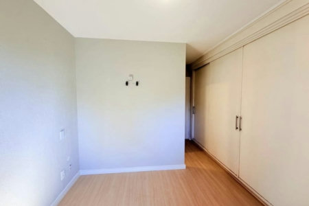 Apartamento de 3 dormitórios com suíte e 2 vagas na Vila São Francisco