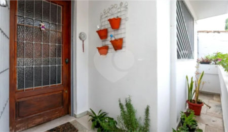 Sobrado à venda com 3 quartos, sendo 2 suítes, em Aclimação, São Paulo, SP