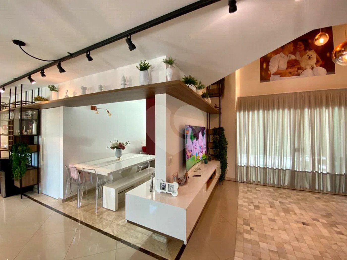 Sobrado 293 mt - 03 suites 2 closed, Sala esposa , sala Tv 5 wcs -