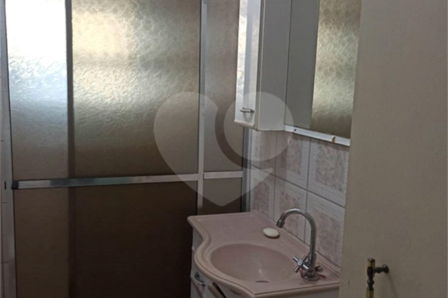 Jardim São Paulo apartamento à venda ao lado do Metrô apenas 2 quarteirões abaixo do preço!