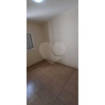 Apartamento - Bom Retiro - 3 dormitórios - 1 banheiro - 1 sala - 1 cozinha